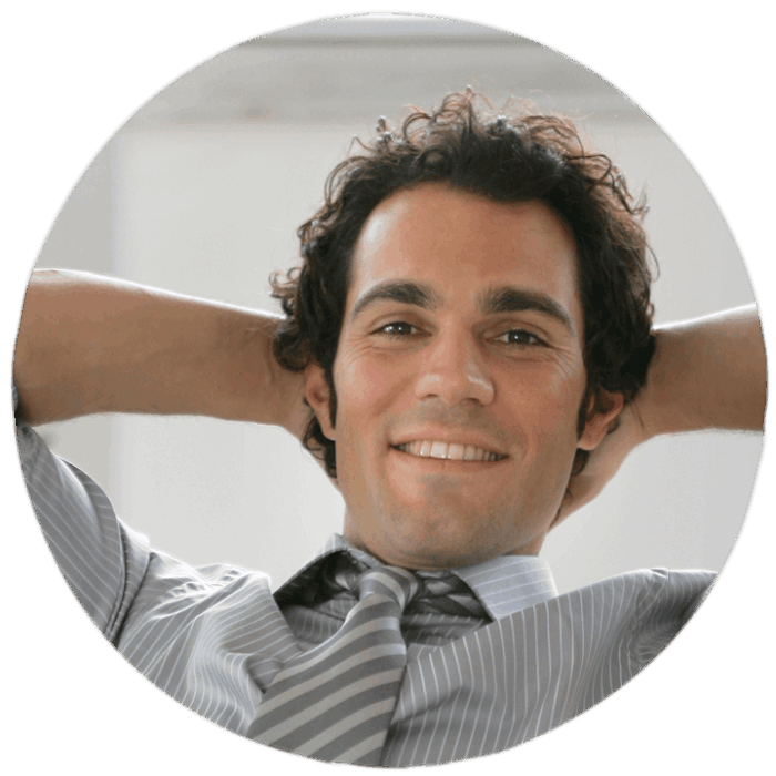 photo homme souriant